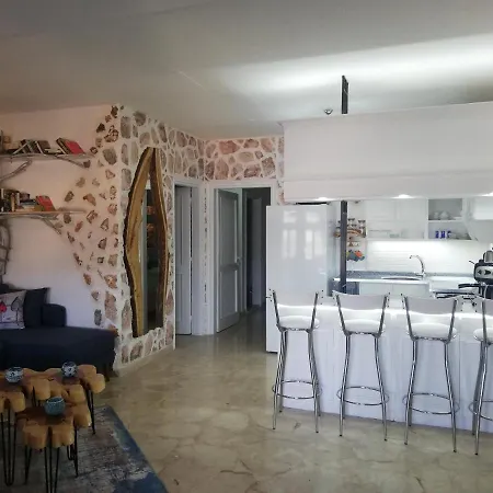Tatil Evi Sea View Bougainvillea 52 Kalkan
