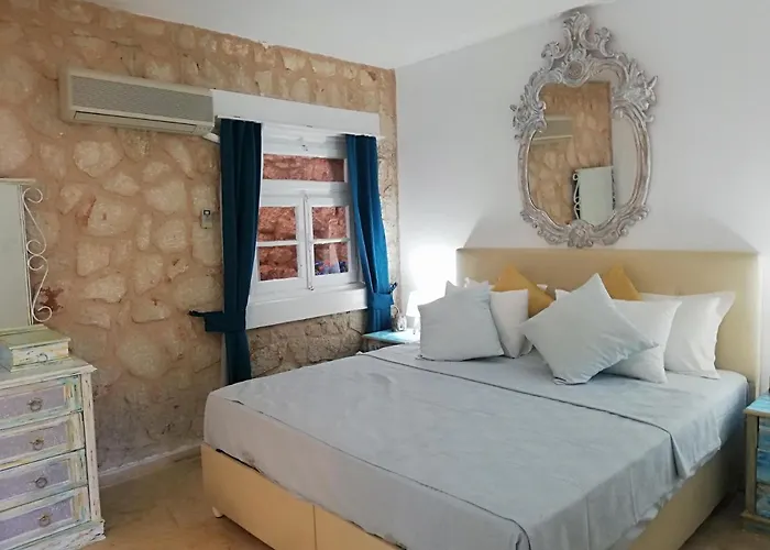 Sea View Bougainvillea 52