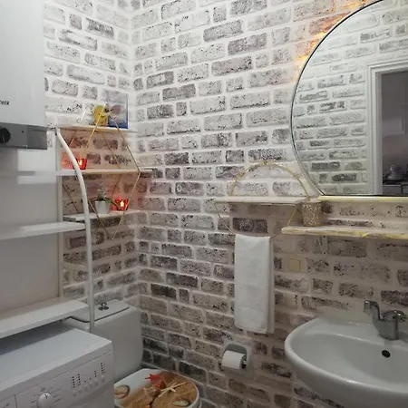 Sea View Bougainvillea 52